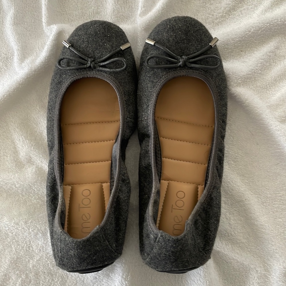 Me Too charcoal gray  flannel ballet flats, size 7